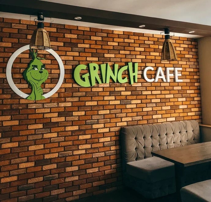 Grinch Café